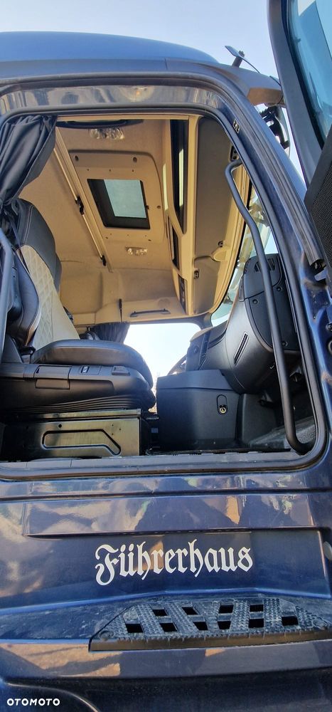 Mercedes-Benz Arocs - 20