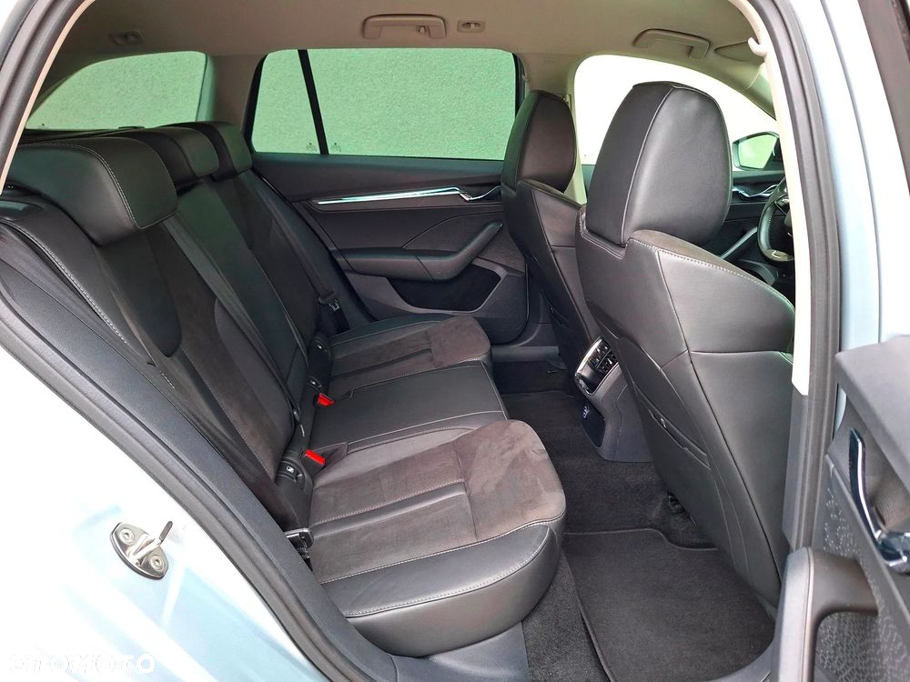 Skoda Octavia 2.0 TDI DSG Style - 25