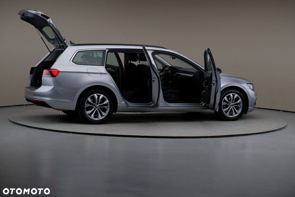 Volkswagen Passat 2.0 TSI Business DSG - 6