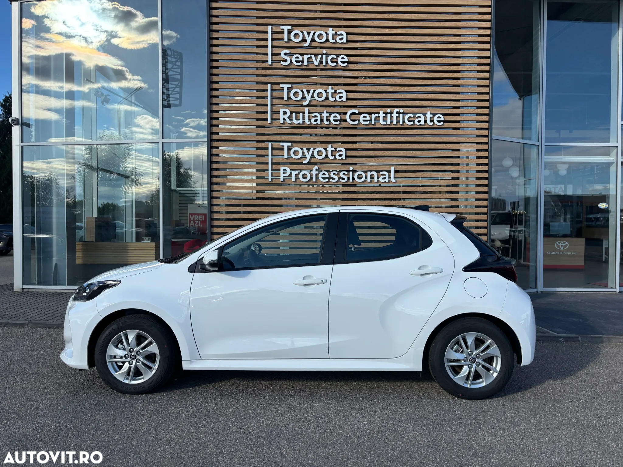Toyota Yaris - 8