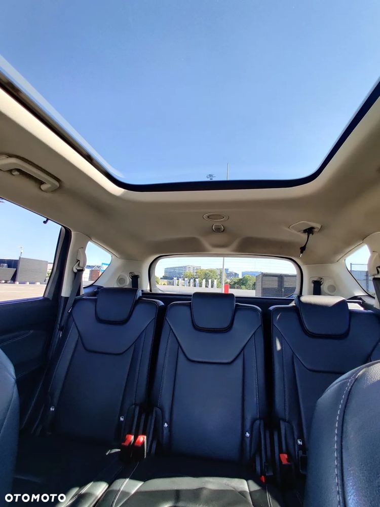 Ford S-Max 2.0 TDCi Titanium PowerShift - 15