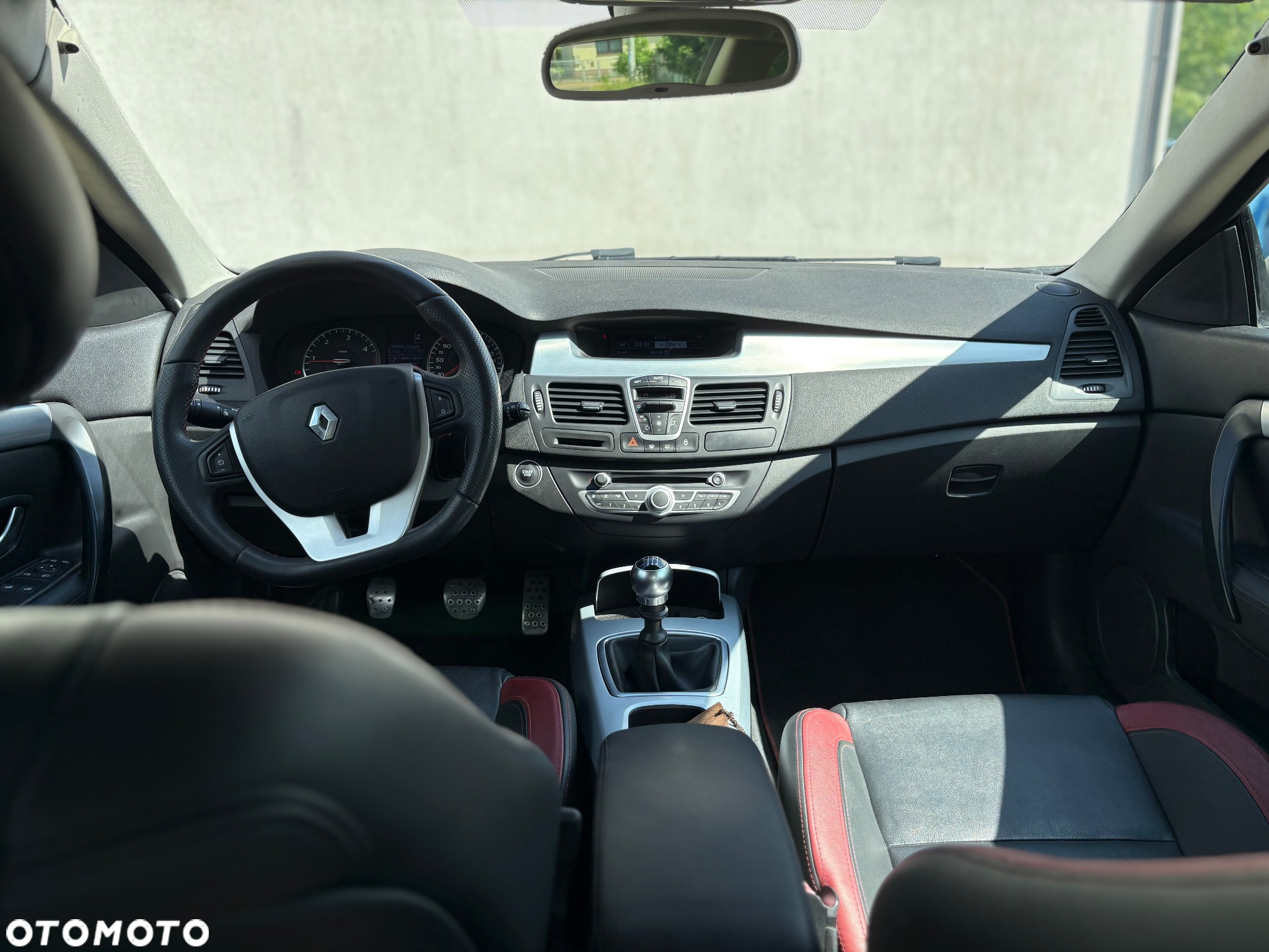Renault Laguna 2.0 dCi GT Euro5 - 7