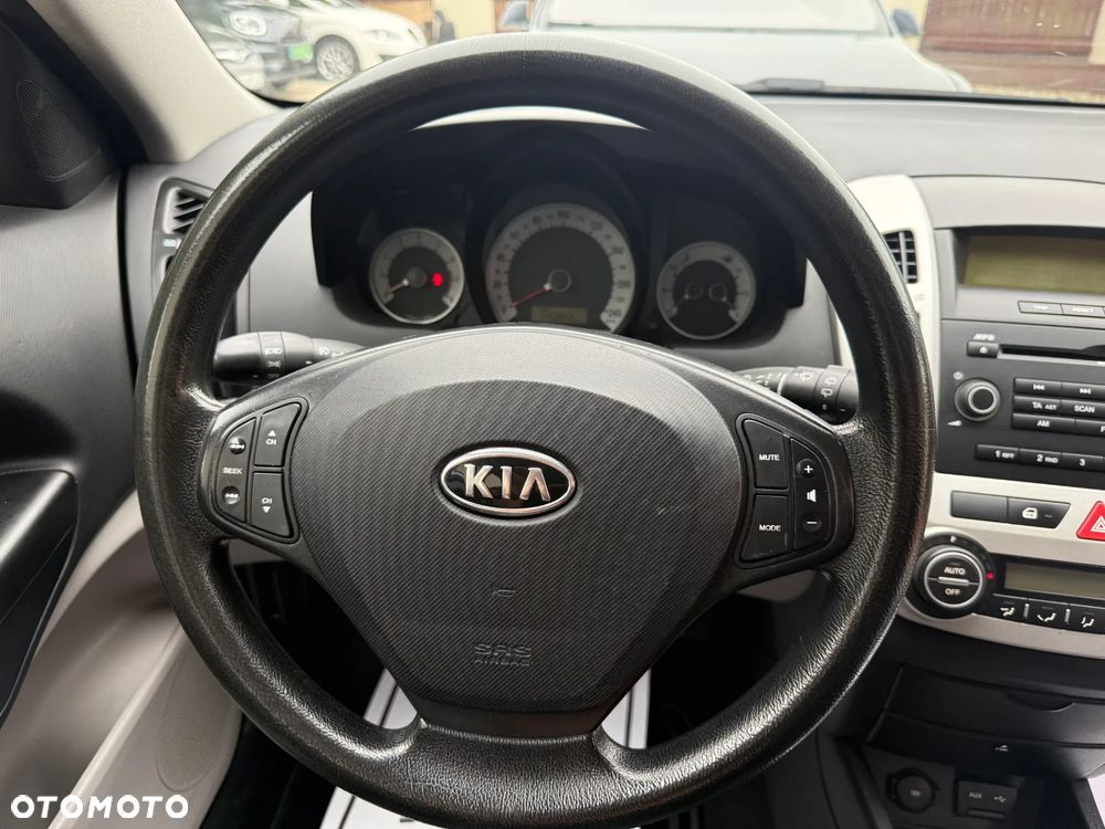 Kia Ceed 1.6 Comfort - 19