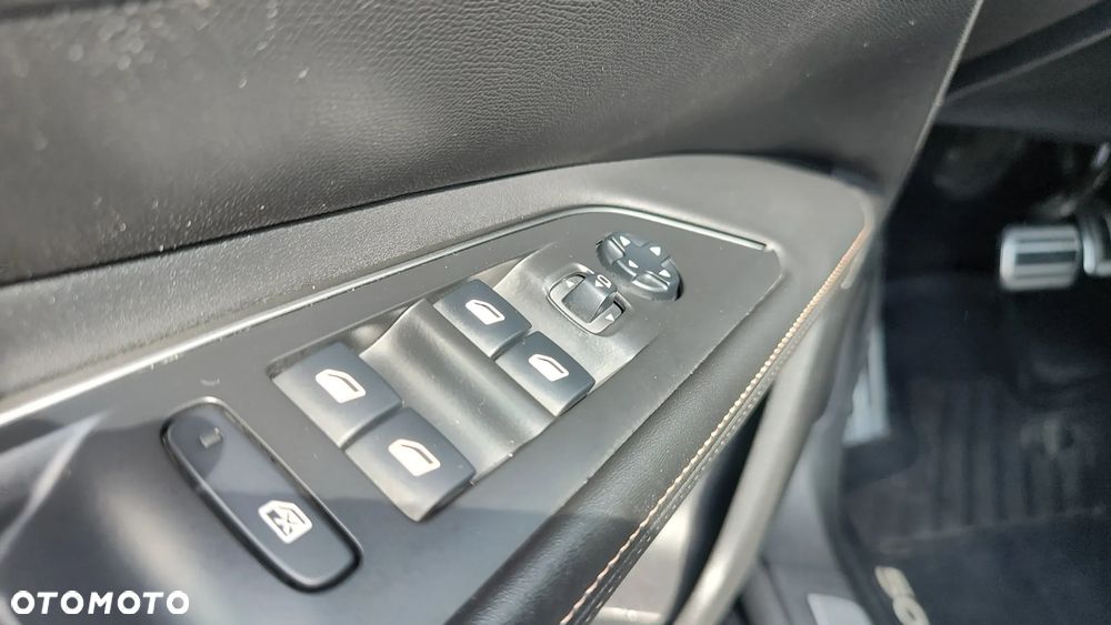 Peugeot 5008 2.0 BlueHDI GT S&S EAT8 - 22