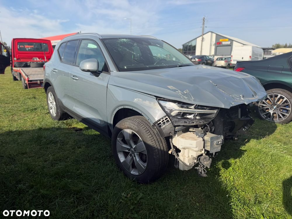 Volvo XC 40 - 2