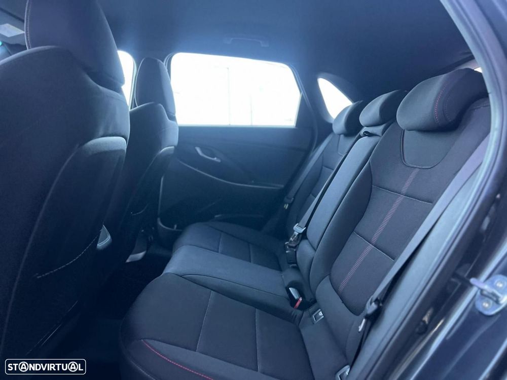 Hyundai i30 1.6 CRDi N-Line 7DCT - 8