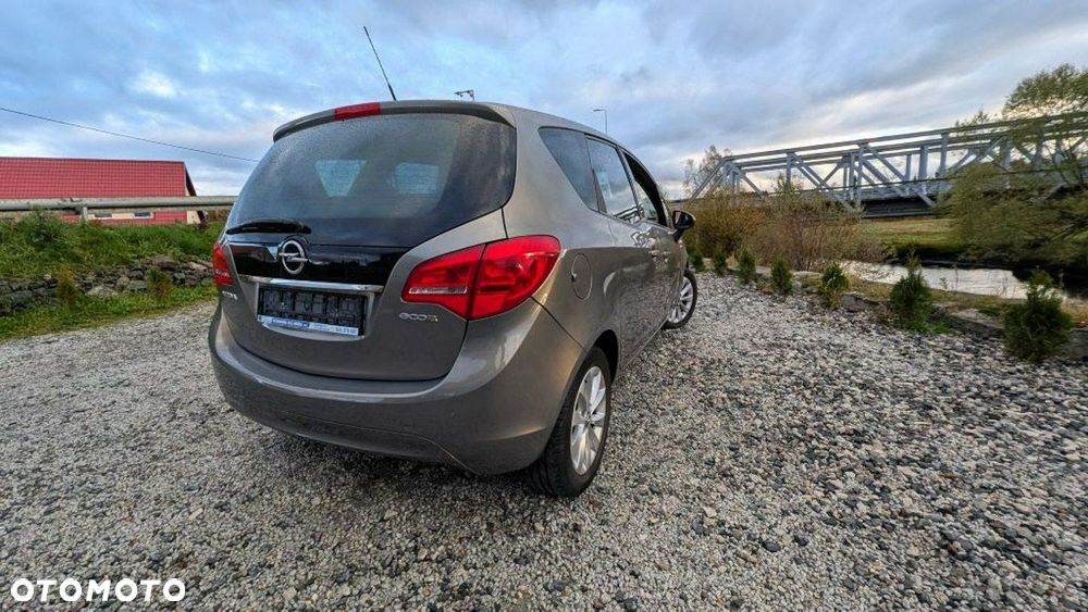 Opel Meriva - 10