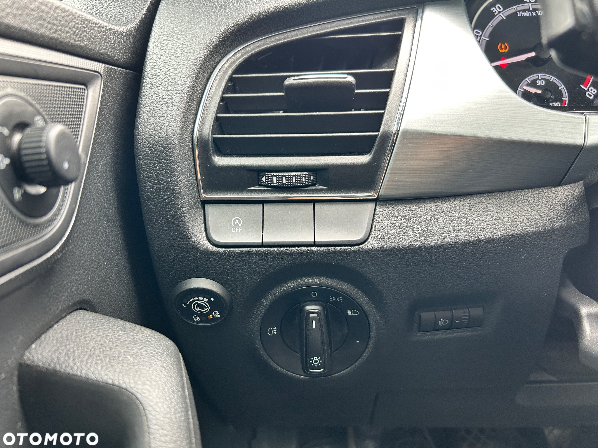 Skoda Fabia 1.0 Ambition - 18