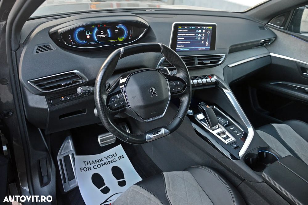 Peugeot 3008 PHEV EAT8 4X4 GT Pack - 24