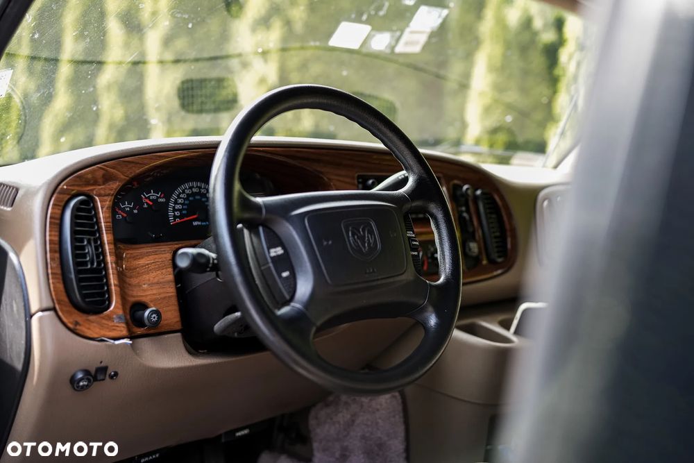 Dodge RAM VAN 1500 - 7