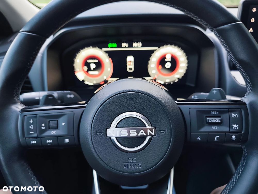 Nissan Qashqai 1.3 DIG-T MHEV N-Connecta Xtronic - 28