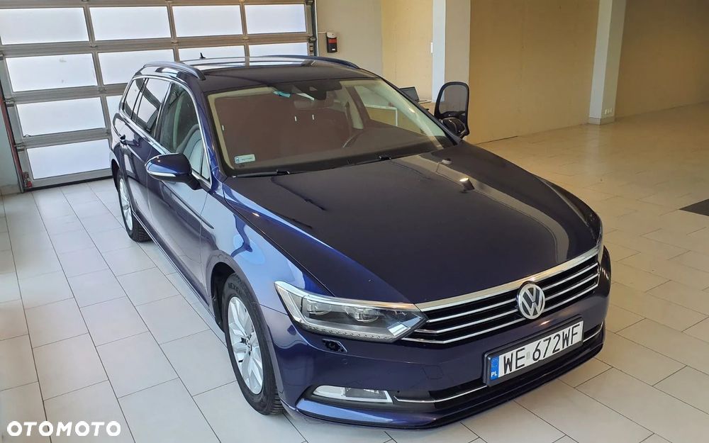 Volkswagen Passat 1.5 TSI EVO Elegance - 2