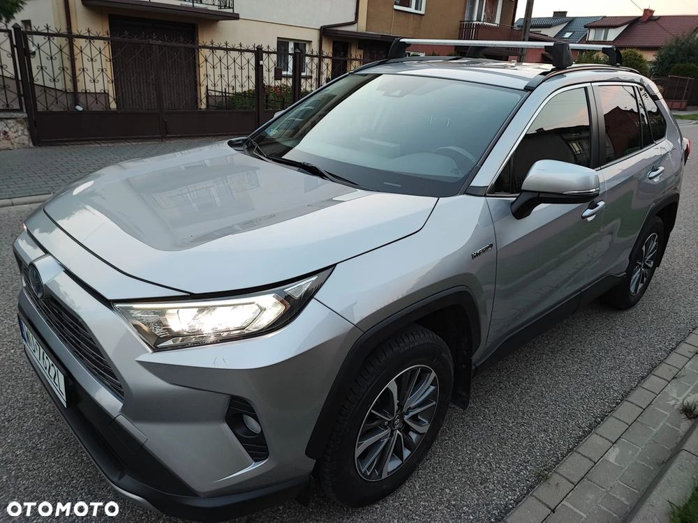 Toyota RAV4 - 8