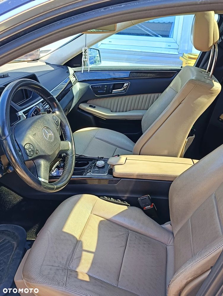 Mercedes-Benz Klasa E 350 CDI BlueEff Avantgarde - 12
