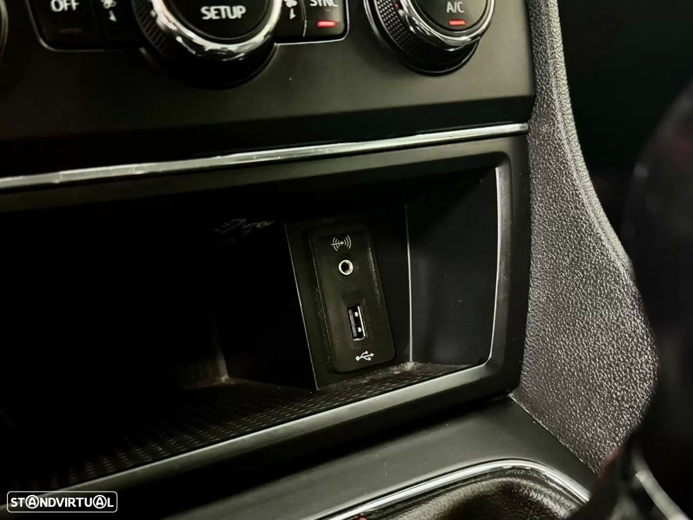 SEAT Leon ST 2.0 TDI FR Plus - 34