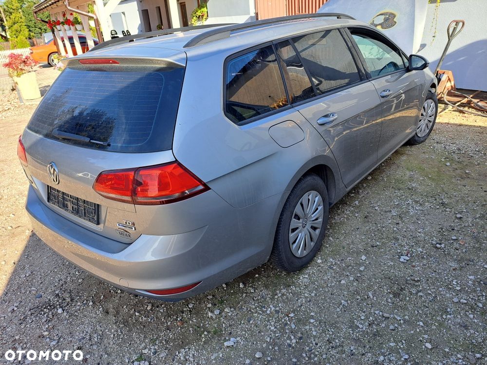 Volkswagen Golf - 3