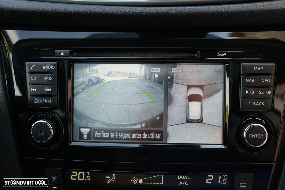 Nissan Qashqai 1.5 dCi N-Connecta 18 - 24