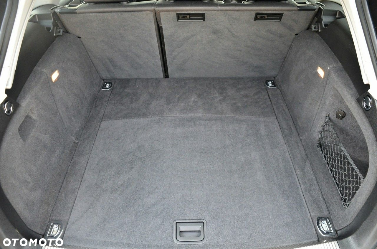 Audi A4 - 24