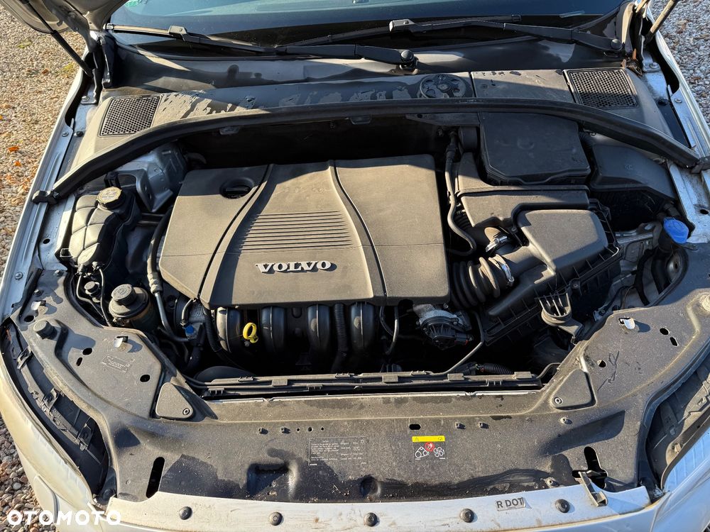 Volvo V70 2.0 Momentum - 20