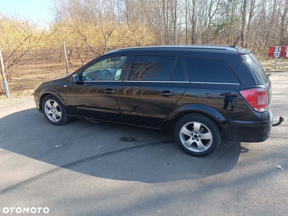 Opel Astra 1.9 CDTI Elegance - 4