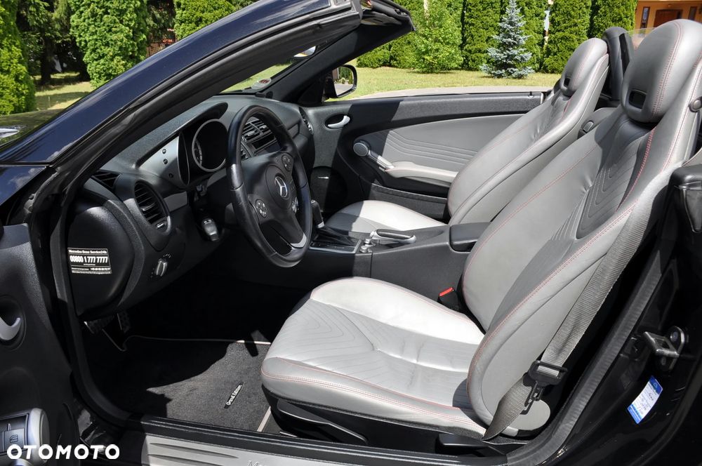 Mercedes-Benz SLK - 22
