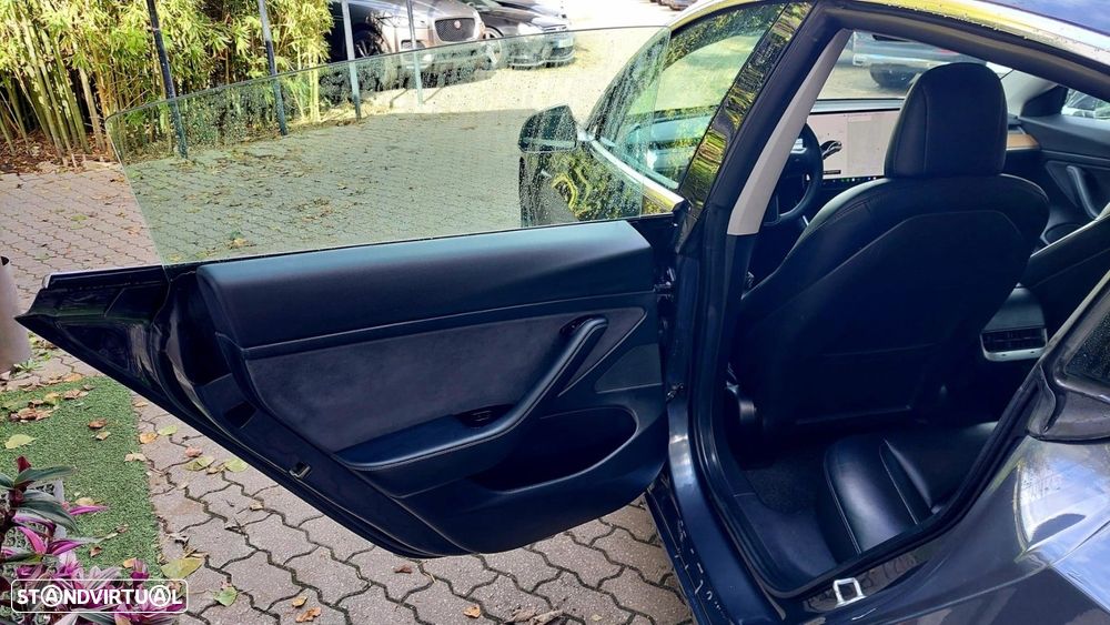 Tesla Model 3 Standard Range Plus RWD - 12
