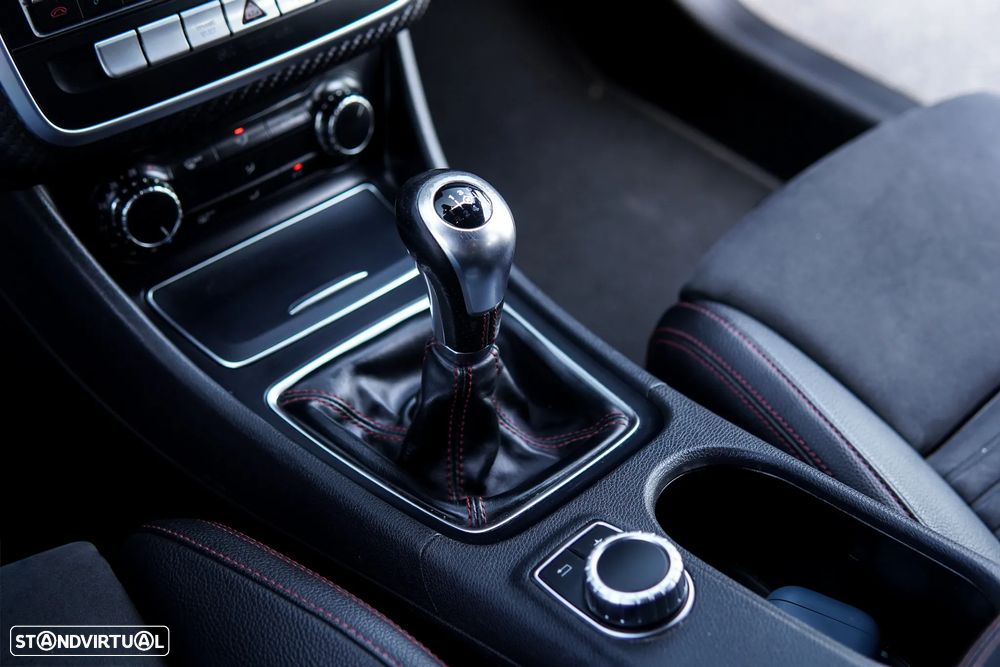 Mercedes-Benz A 180 CDI AMG Line - 42