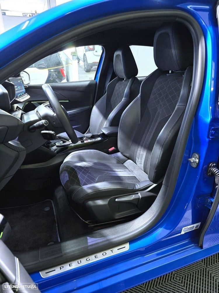 Peugeot e-208 50 kWh GT Line - 12