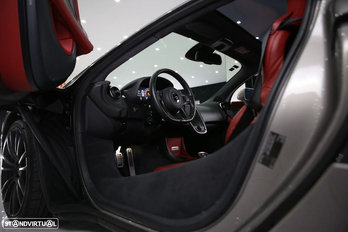 McLaren 570 - 40