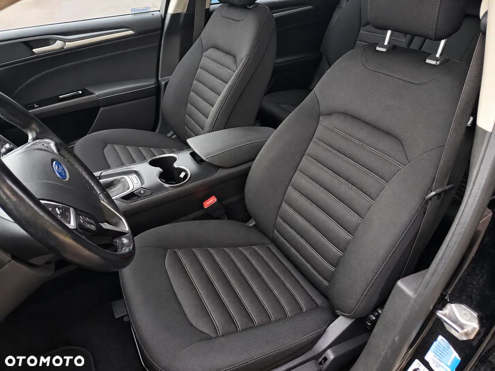 Ford Mondeo - 19
