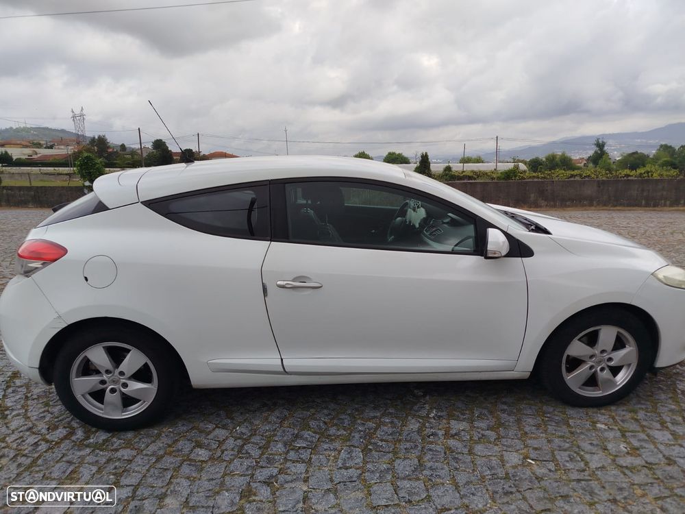 Renault Mégane Coupe 1.5 dCi Dynamique - 2