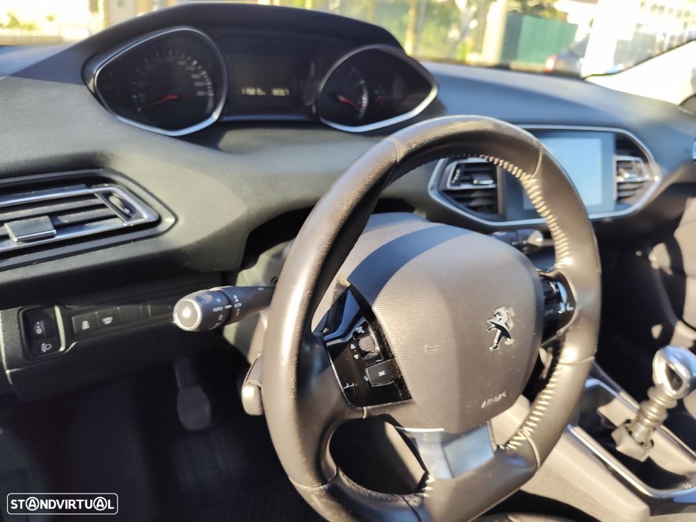 Peugeot 308 SW 1.2 PureTech Active - 9