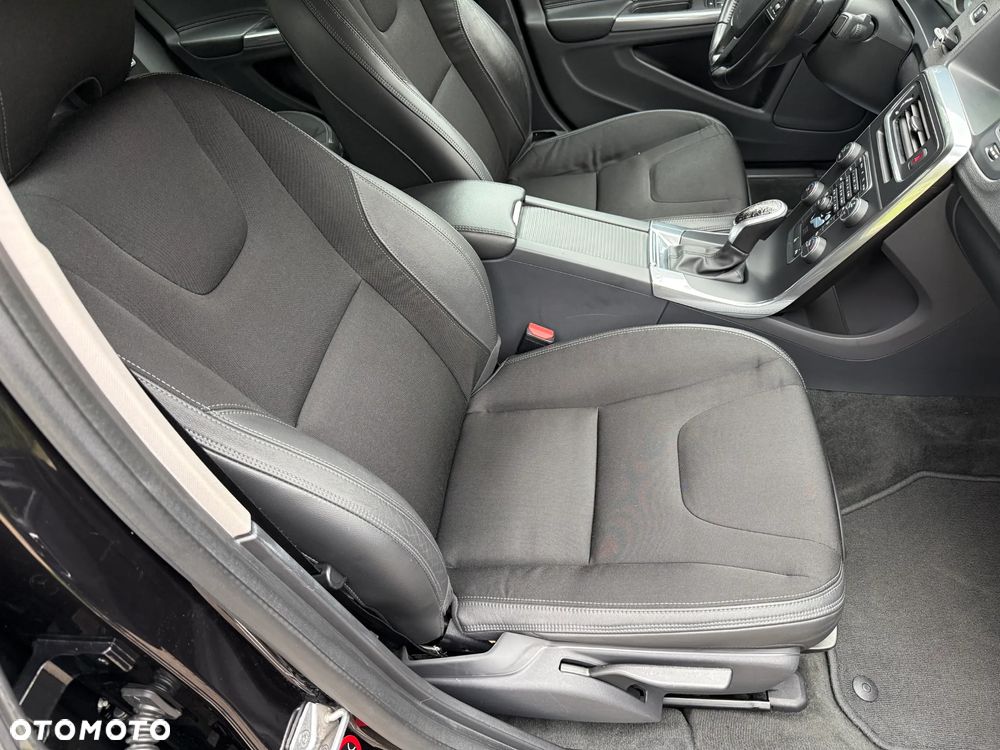 Volvo S60 - 23