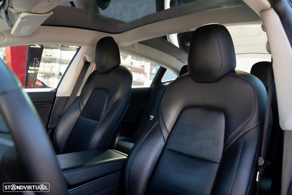 Tesla Model 3 Long-Range Dual Motor AWD - 23
