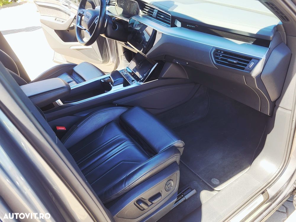 Audi e-tron quattro S - 10