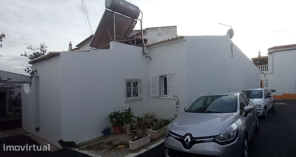 Moradia Geminada M1 com lugar de garagem em zona de Montes Raposos, Fa - Grande imagem: 3/9