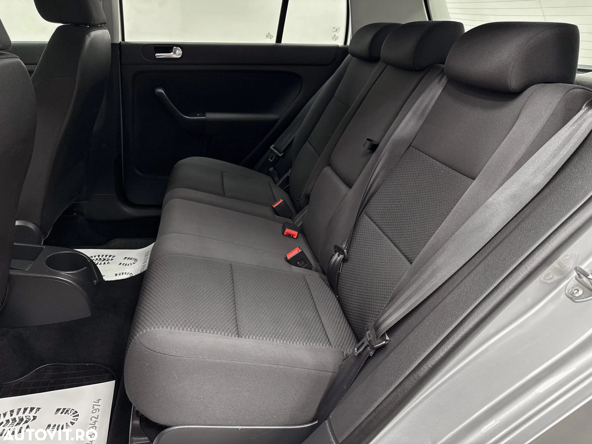 Volkswagen Golf Plus 2.0 TDI DPF Comfortline - 17
