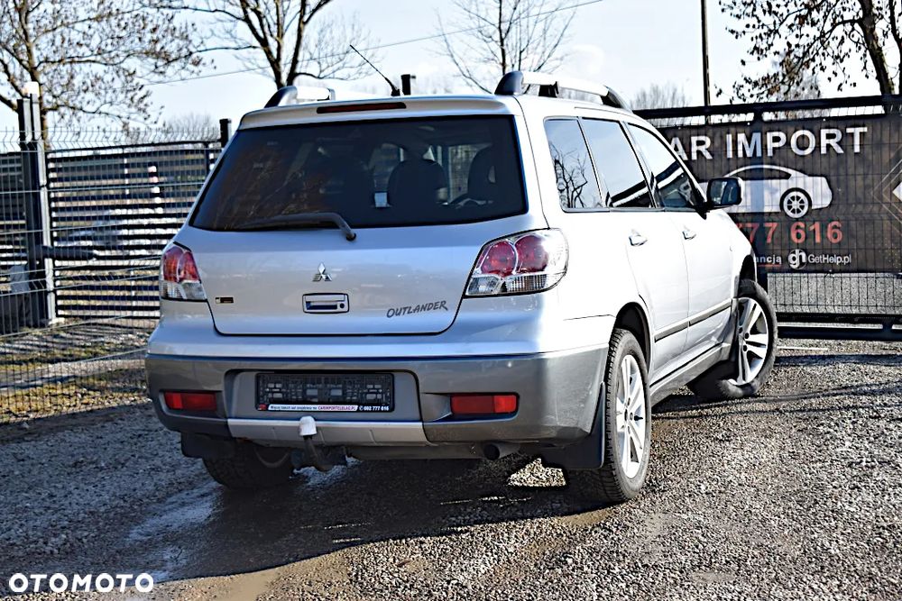 Mitsubishi Outlander 2.4 4WD Automatik Intense - 5