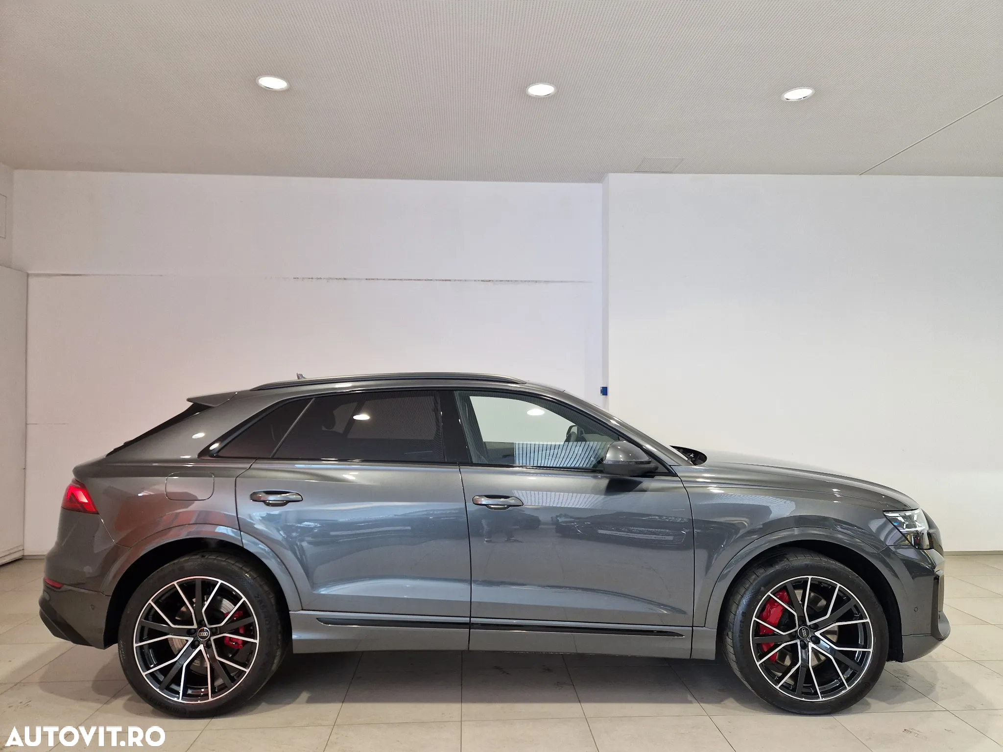 Audi Q8 55 TFSI e quattro Tiptronic PHEV - 6