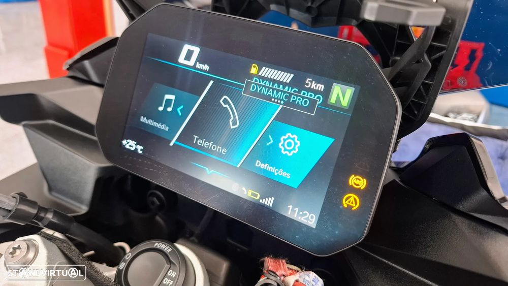 BMW F 900 XR Triple Black - 22
