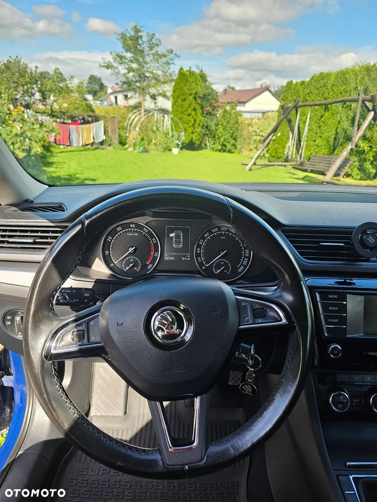 Skoda Superb - 16