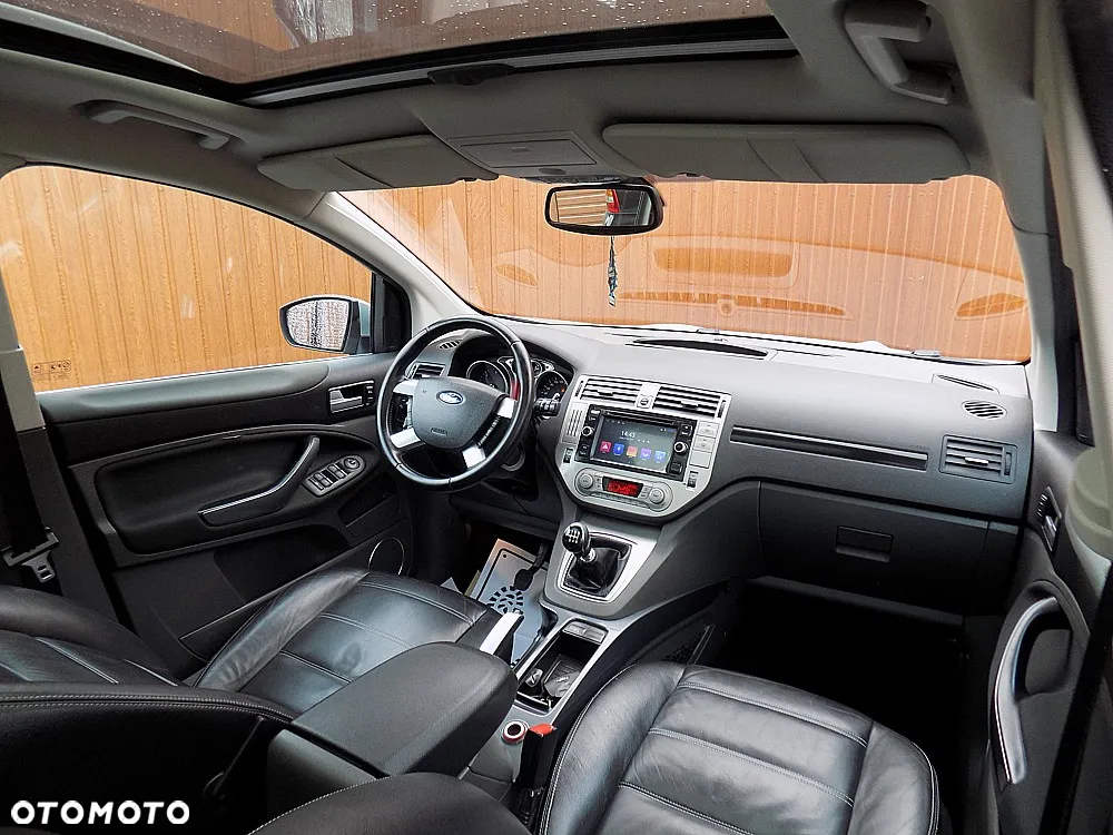 Ford Kuga 2.0 TDCi 2x4 Titanium - 20