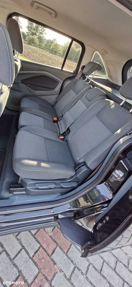 Ford Grand C-MAX - 8