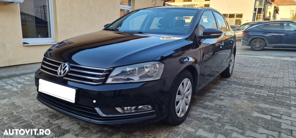 Volkswagen Passat 2.0TDI Comfortline DPF DSG - 4