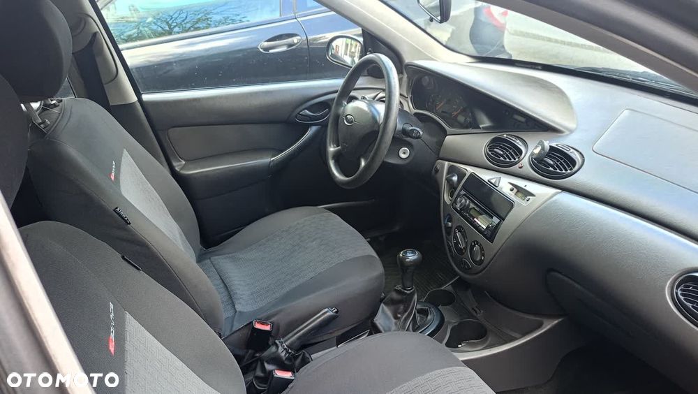Ford Focus - 6