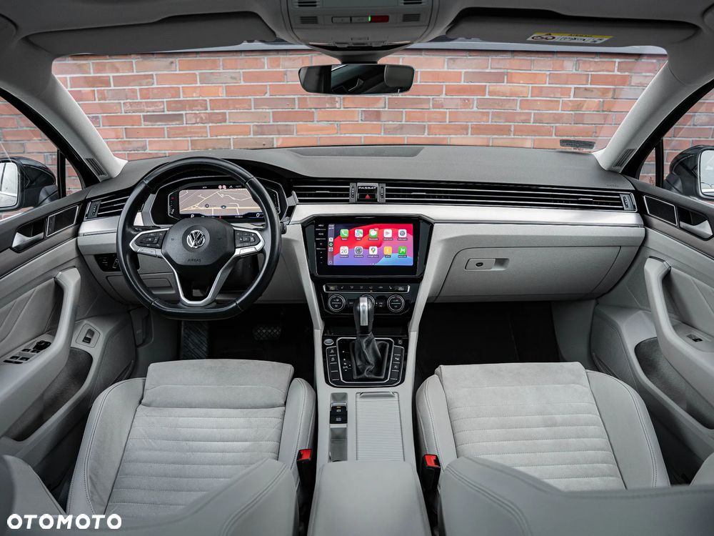 Volkswagen Passat 2.0 TSI Elegance DSG - 19