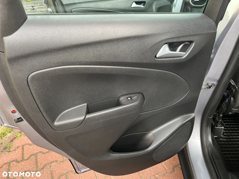 Opel Crossland X - 21
