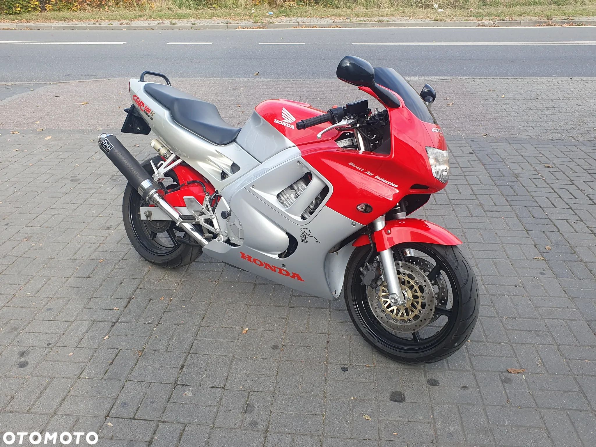 Honda CBR - 1