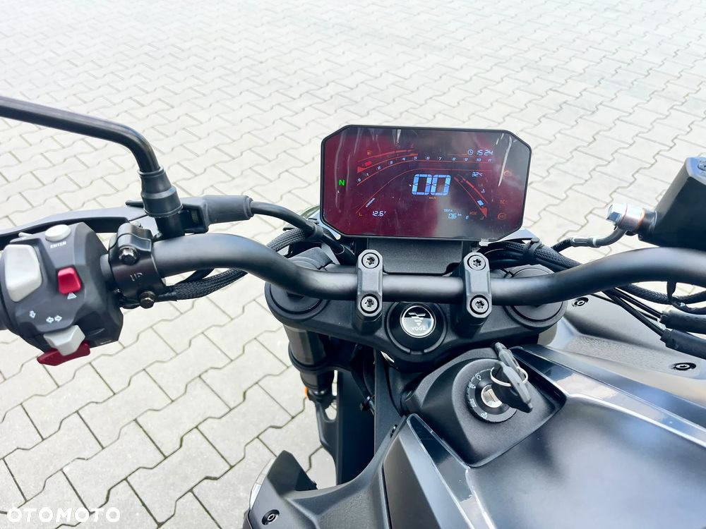 VOGE R125S - 8