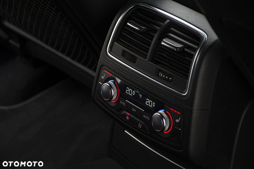 Audi A6 Avant 2.0 TDI Ultra S tronic - 40